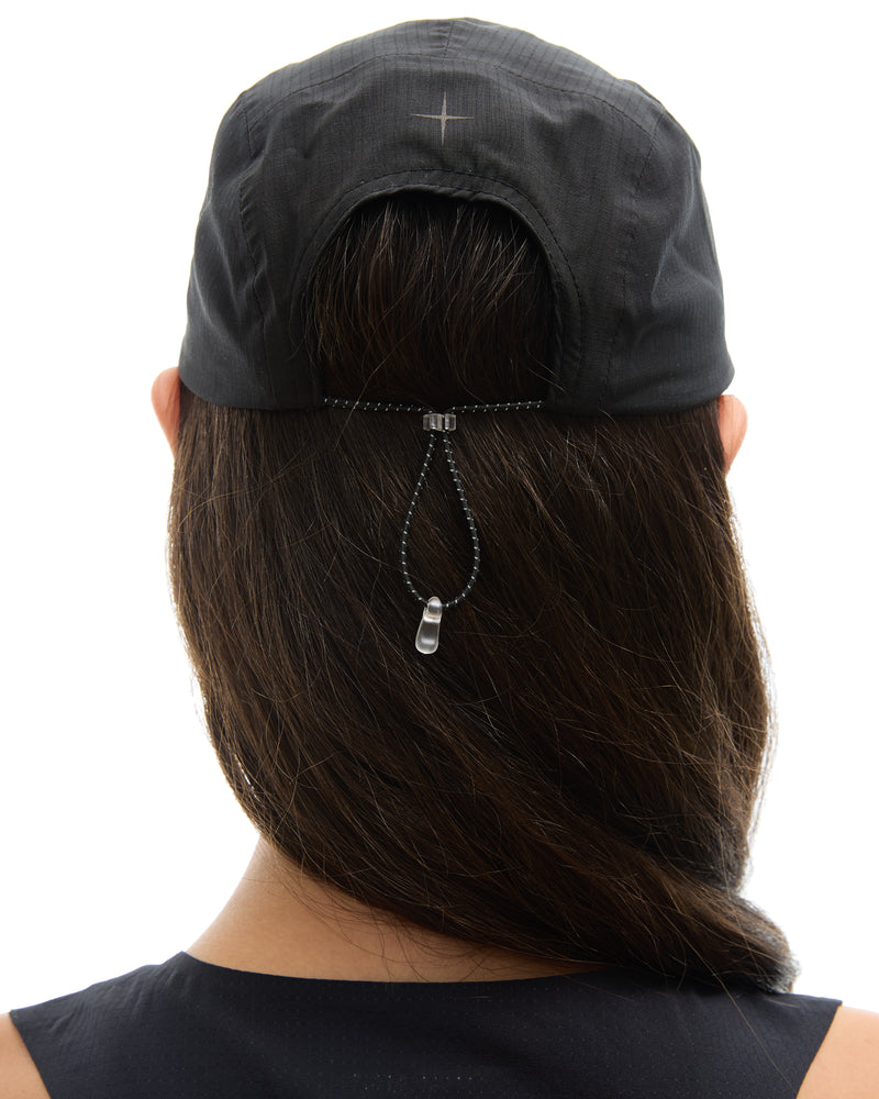 INNER SELF Performance Cap in black — detail 1