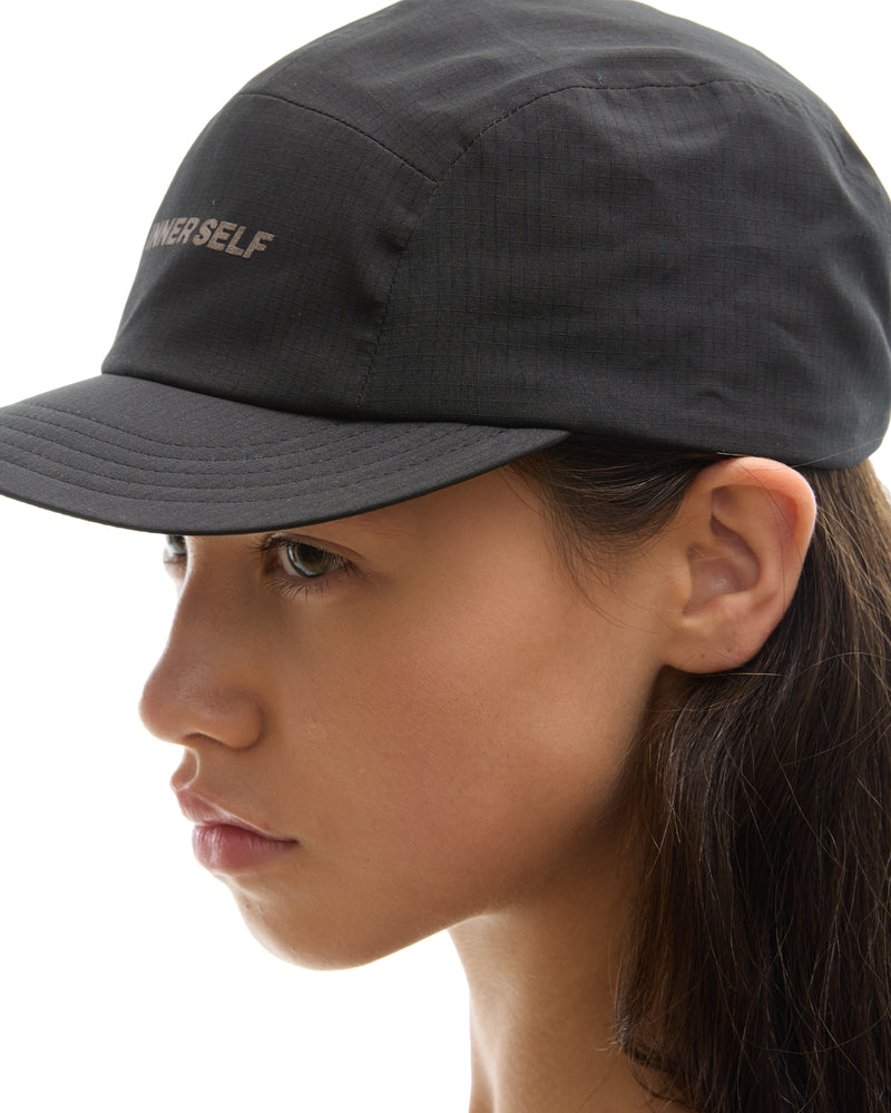 INNER SELF Performance Cap in black — detail 3