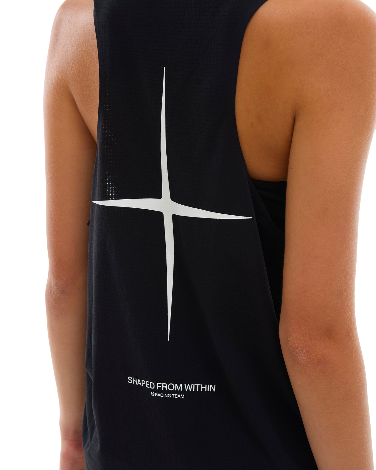 INNER SELF Performance Singlet in black — detail 1