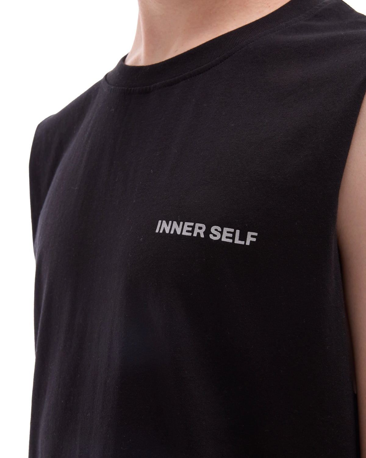 INNER SELF Running Tank in washed black — close-up detail